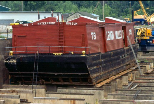 Waterfront Museum and Showboat Barge